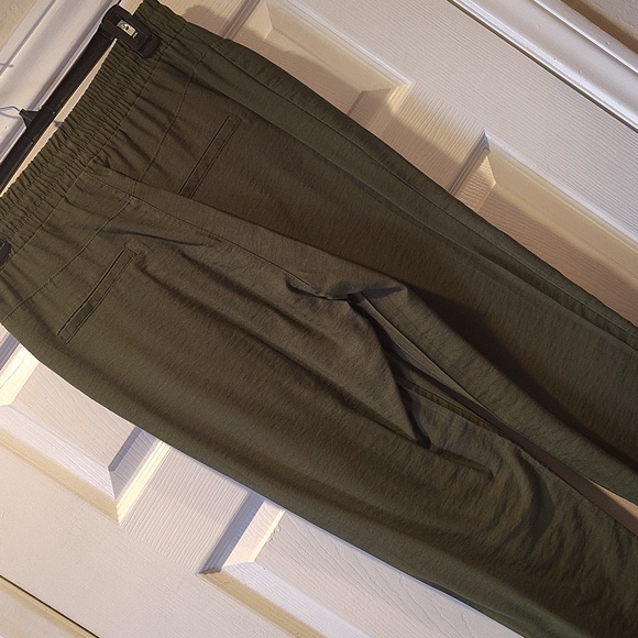 Zara Green Trouser Pants.  SZ M - Picture 5 of 6